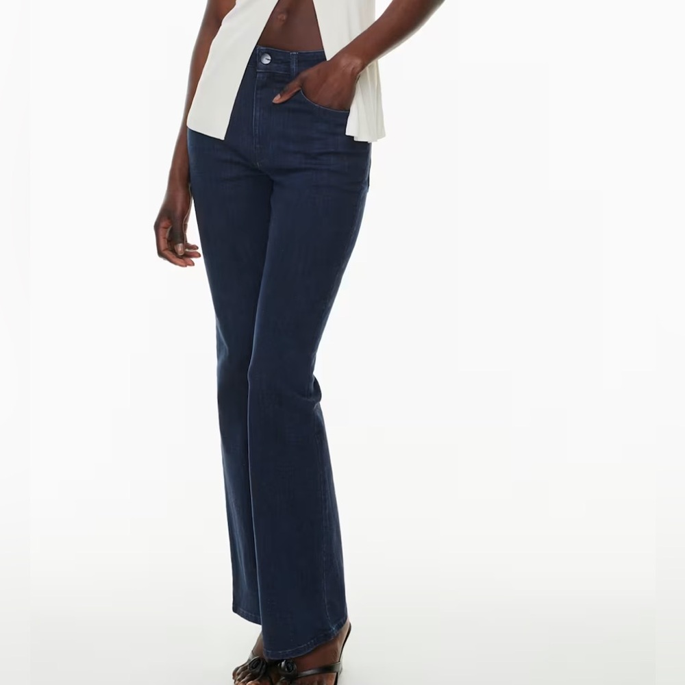 Aritzia Motive Flare Jean